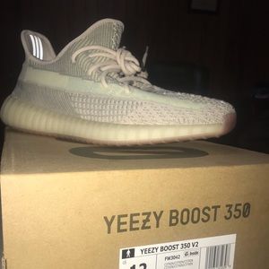 Yeezy 350 boost v2 citrin